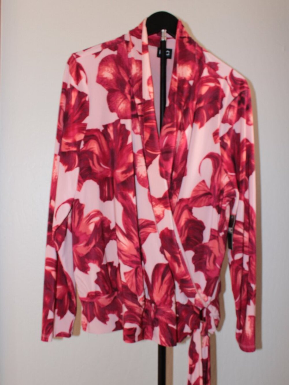 NWT INC International Concepts Pink Red Floral Wrap Cardigan Top XL